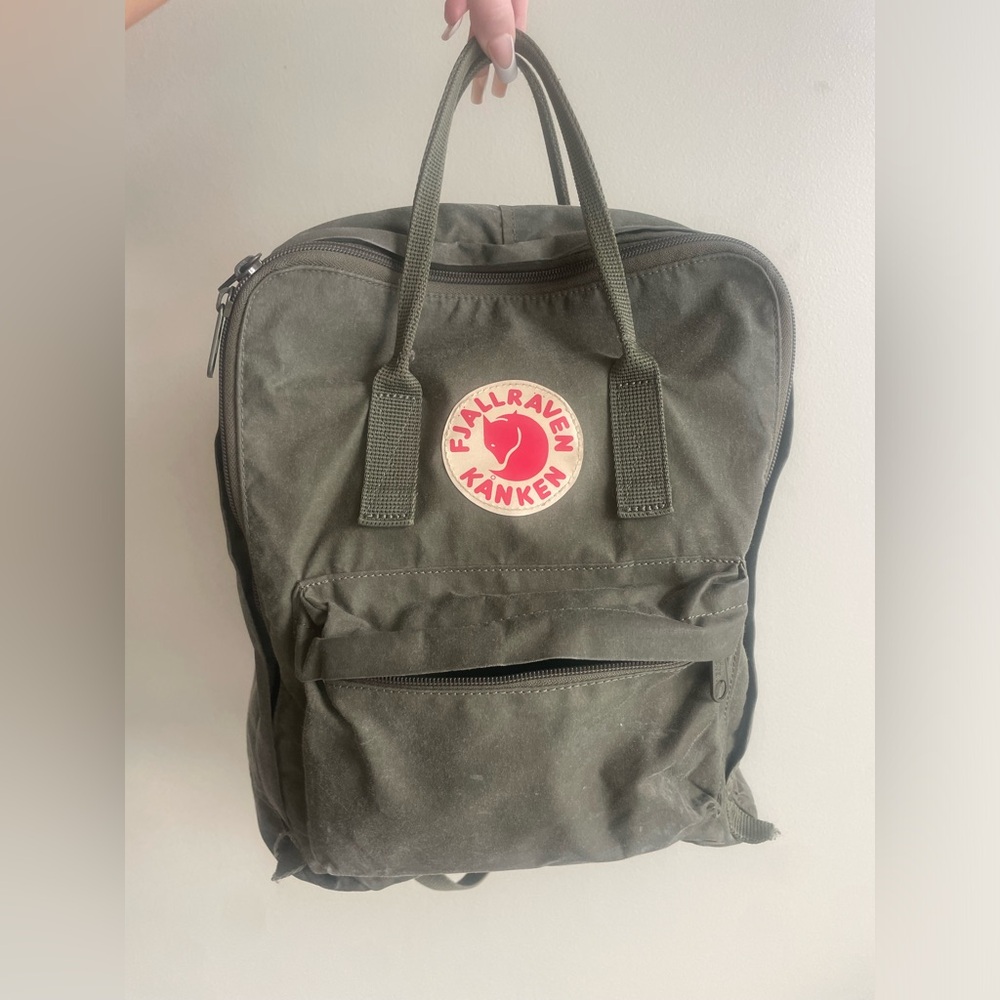 Fjallraven Green Backpack with Iconic Design